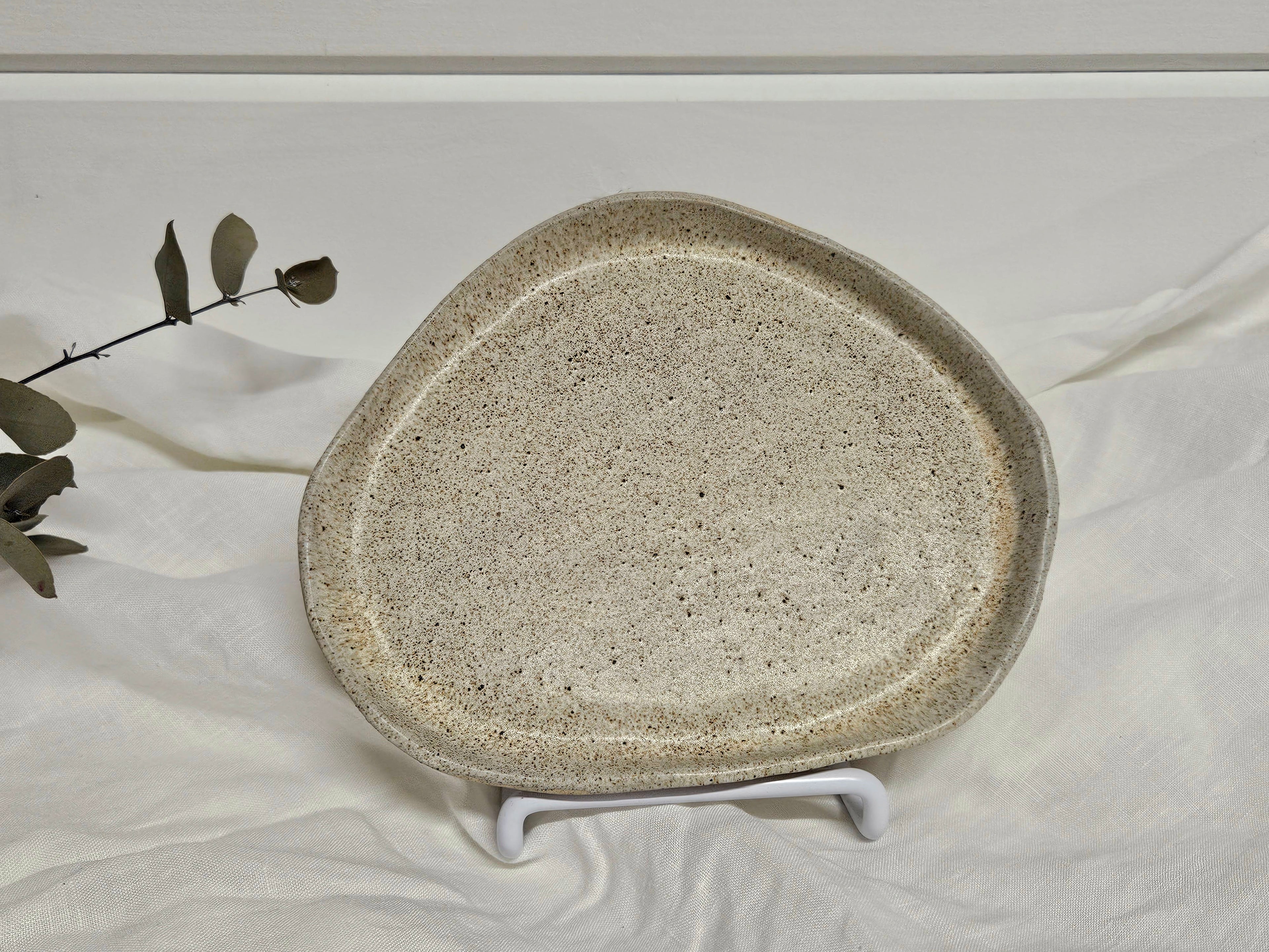 Oval plate - medium