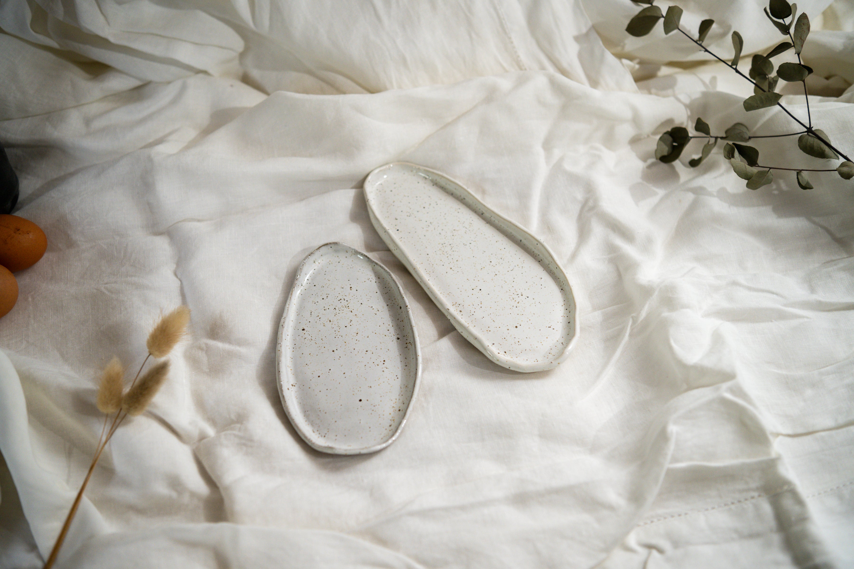 Oval plate - small